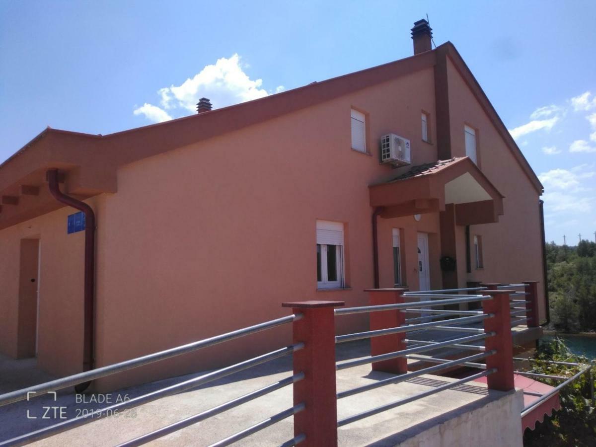 Appartement Tereza à Obrovac Extérieur photo